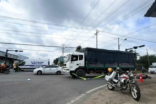 Vĩnh Long: Tai nạn nghiêm trọng khiến 1 người chết, 2 người bị thương trên Quốc lộ 53