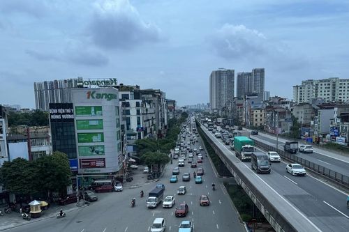 Cục CSGT lên tiếng về phản ánh thiếu lái xe đầu kéo, xe khách