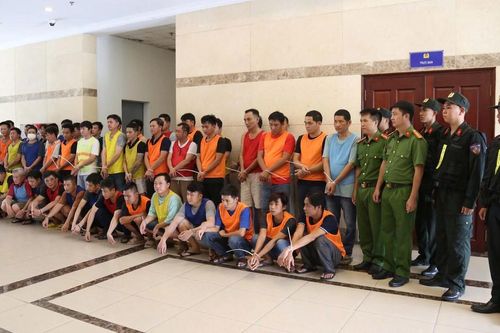 Đường dây cá cược online 'nhiều tầng, nhiều nấc' giao dịch gần 560 tỷ đồng