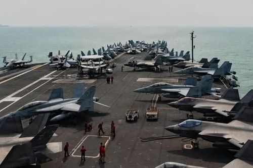Tàu sân bay USS George Washington của Hải quân Mỹ đến Trung Đông
