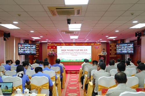 Thi hành án dân sự Thành phố Hồ Chí Minh: Khai mạc lớp tập huấn, triển khai Luật Thi hành án dân sự năm 2025