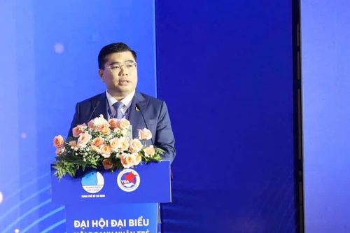 Ông Phan Tấn Đạt làm Chủ tịch Hội Doanh nhân trẻ TPHCM