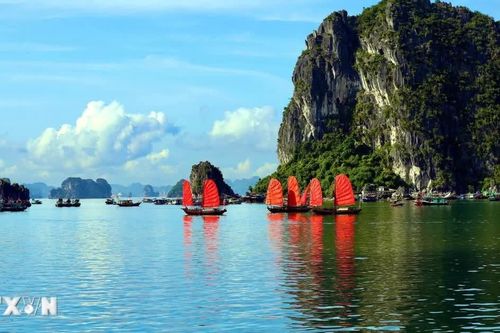 Quảng Ninh khơi dậy khát vọng 'mạnh về biển, giàu từ biển' trong kỷ nguyên mới