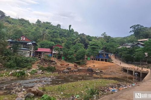 Gian nan bài toán giải 'cơn khát' nước sạch ở xã vùng cao Khe Sanh