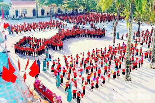 Tạo hành lang pháp lý hỗ trợ hoạt động của các cơ sở giáo dục công lập