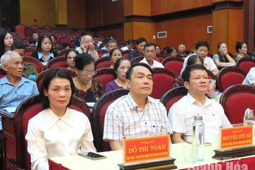 Nâng cao kiến thức, kỹ năng tuyên truyền về an toàn thực phẩm, an toàn giao thông cho cán bộ Mặt trận