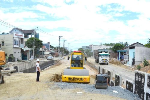 Dự án cải tạo, nâng cấp quốc lộ 14E: Nỗ lực thi công chặng nước rút
