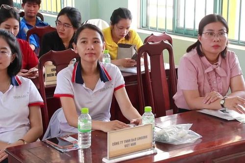 Tổ chức phiên giao dịch việc làm lưu động tại phường Bình Định