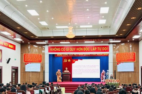 Văn phòng Tỉnh ủy Gia Lai tổ chức lớp tập huấn nghiệp vụ công tác văn thư, lưu trữ