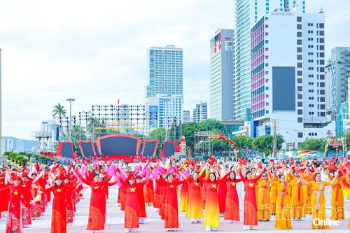 CHÀO MỪNG ĐẠI HỘI ĐẠI BIỂU LIÊN HIỆP CÁC TỔ CHỨC HỮU NGHỊ KHÁNH HÒA LẦN THỨ VIII, NHIỆM KỲ 2026 - 2031: Hội UNESCO tỉnh Khánh Hòa: Mở rộng giao lưu, quảng bá văn hóa