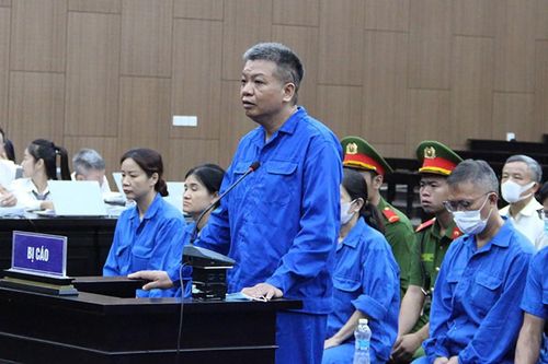 Vụ cựu thứ trưởng Nguyễn Bá Hoan: Gia đình một bị cáo nộp khắc phục hơn 240 tỷ đồng