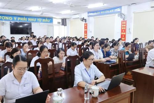 Tập huấn kỹ năng ứng dụng trí tuệ nhân tạo cho gần 120 viên chức, người lao động Bệnh viện Y học cổ truyền