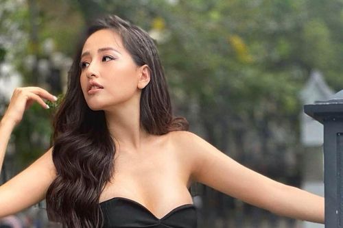 Mai Phương Thúy gây chú ý với loạt ảnh 'nóng bỏng'