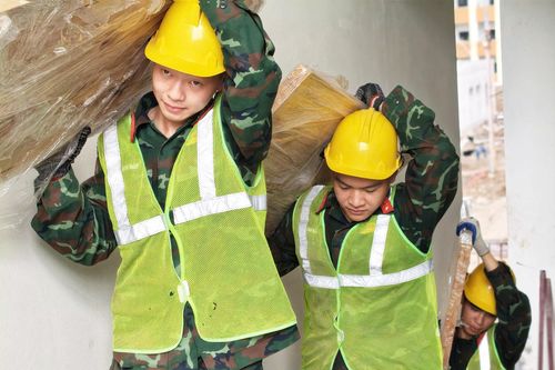 'Chạy nước rút' đưa các hạng mục trường nội trú biên giới về đích