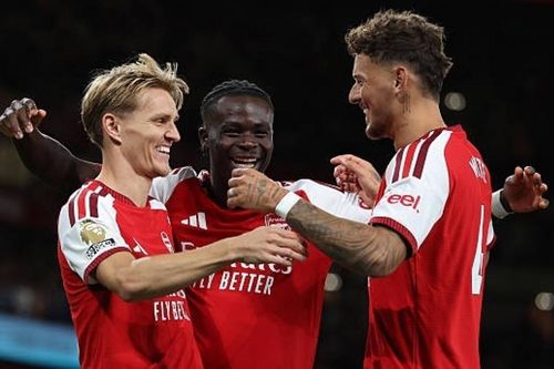 Arsenal thắng đậm ngày ra quân, khởi đầu hành trình bảo vệ ngôi vương