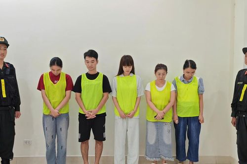 Mở rộng điều tra vụ án liên quan đến 'Phú Lê', khởi tố 'Cô giáo Hương'