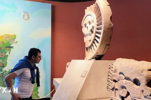Mexico phát hiện hàng trăm hiện vật có niên đại 1.400 năm