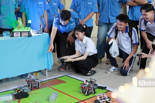 Cho phép tổ chức hoạt động STEM ngoài nhà trường