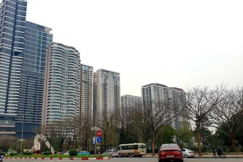 Giải mã nghịch lý thị trường căn hộ Hà Nội: Thứ cấp giảm, sơ cấp tăng