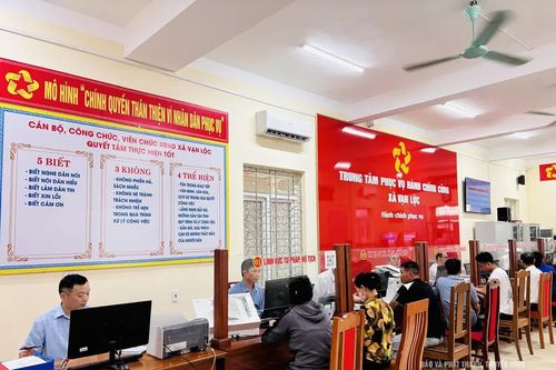 “Kiên định một hành trình vì dân” (Bài 3): Bắt nhịp thời đại