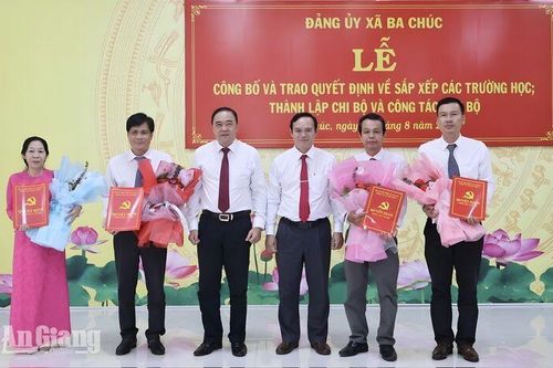 Xã Ba Chúc sáp nhập 9 trường học thành 4 trường mới