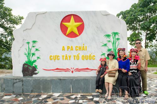 Nơi cực Tây Tổ quốc