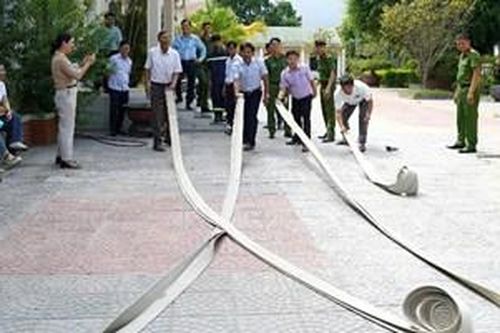 Phú Bài: Huấn luyện nghiệp vụ phòng cháy, chữa cháy và cứu nạn, cứu hộ