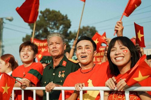 'Nghỉ hè sợ nghỉ hưu' dẫn đầu phòng vé trước đợt phim 2/9