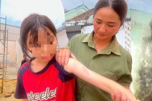 Lốc xoáy quật đổ tường nhà, 3 trẻ nhỏ thoát nạn trong gang tấc