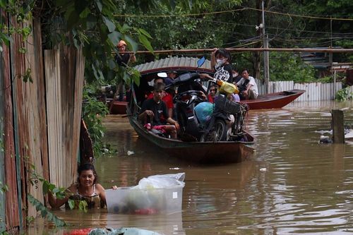 Yêu cầu đảm bảo an toàn hệ thống đê điều, ứng phó với lũ
