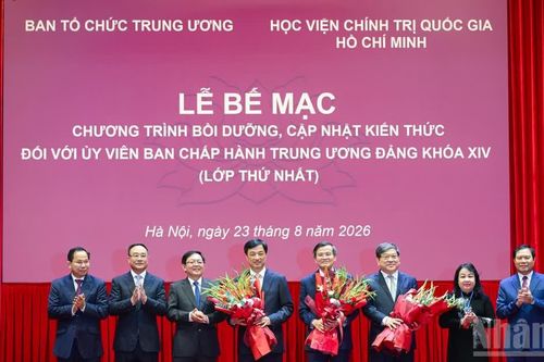 Bế mạc Chương trình bồi dưỡng, cập nhật kiến thức đối với Ủy viên Trung ương Đảng khóa XIV