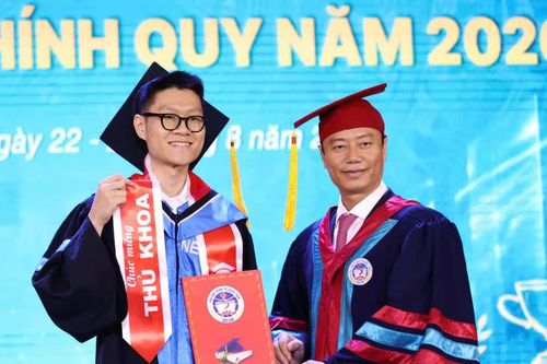 Thủ khoa Kiểm toán ĐH Kinh tế Quốc dân và hành trình không ngừng học hỏi