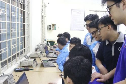 Từ nghị quyết đến những chuyển động thực chất của giáo dục đại học