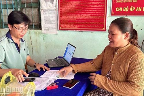 Đưa dịch vụ công lưu động đến 21 ấp ở Hội An