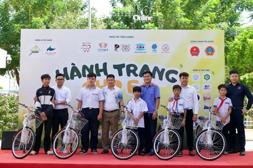 Chương trình “Hành trang cho em 2026” tiếp sức đến trường cho 150 thiếu nhi phường Đông Hải