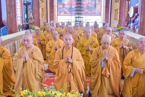 Chư Tăng phường Tân Định, Sài Gòn, Bến Thành, Cầu Ông Lãnh tổ chức Tự tứ, kết thúc 3 tháng An cư kiết hạ