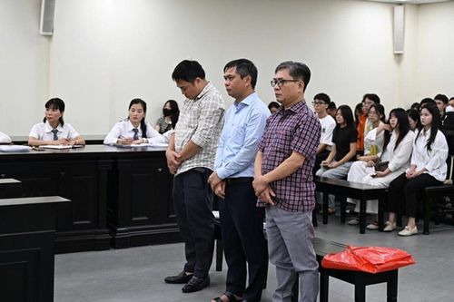 Cựu Hiệu trưởng Trường Cao đẳng Du lịch Hà Nội lĩnh 3 năm tù vì giữ lại tiền hỗ trợ sinh viên