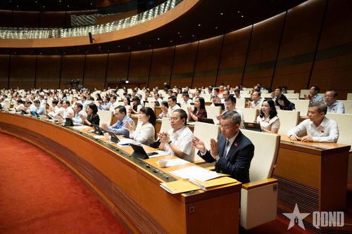Quốc hội thông qua Luật Phát triển đô thị góp phần thực hiện mục tiêu tăng trưởng '2 con số'