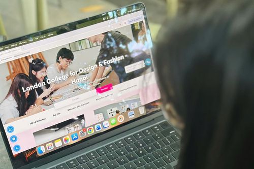 Bộ GD-ĐT chỉ ra loạt bất thường ở trường 'cấp bằng quốc tế không được công nhận'