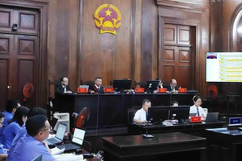 Dấu ấn chuyển đổi số trong thực hành quyền công tố tại phiên tòa VN10