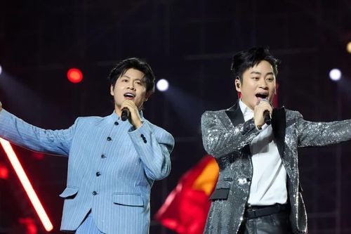 Ca sĩ Tùng Dương hát ca khúc dành riêng cho ASEAN Cup 2026 trước chung kết lượt về tại Mỹ Đình