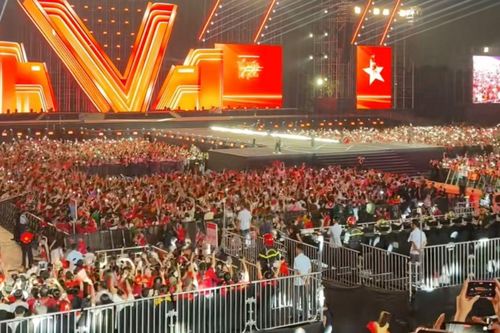 Màn fanchant ấn tượng nhất 'concert Quốc gia', ai nghe cũng rạo rực niềm tự hào dân tộc