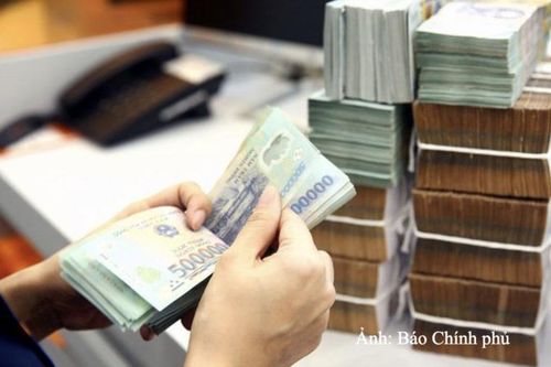 Bộ Nội vụ làm rõ về phương án tăng lương tối thiểu vùng