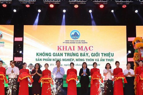 Khai mạc không gian giới thiệu sản phẩm nông nghiệp nông thôn và ẩm thực Đà Nẵng