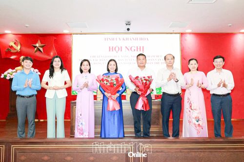 Chuyển giao chức năng, nhiệm vụ tham mưu công tác dân vận về Đảng ủy Mặt trận Tổ quốc, các đoàn thể