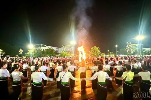 Nghĩa Lộ lan tỏa sắc màu văn hóa tại “Điểm hẹn bản sắc Lào Cai”