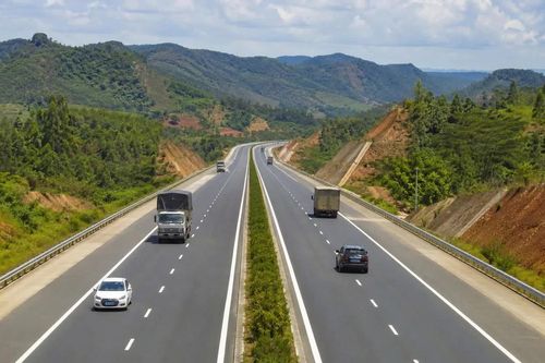 Bộ Xây dựng ủng hộ đề xuất đầu tư sớm cao tốc Pleiku - Lệ Thanh theo phương thức PPP