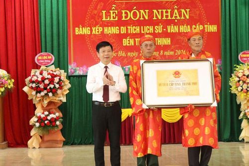 Hà Tĩnh: Đền Trung Thịnh nơi lưu giữ nghề thuốc và bảo tồn dân ca.