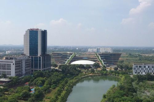 Hoàn thiện hạ tầng, tạo động lực thu hút đầu tư tại Khu CNC Hòa Lạc