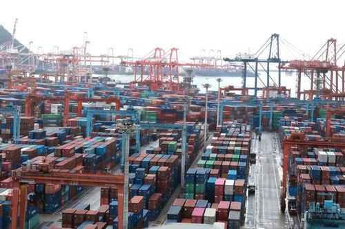 Xuất khẩu Hàn Quốc tăng 56% trong 20 ngày đầu tháng 8 nhờ bứt phá từ chip bán dẫn